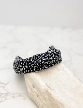 Load image into Gallery viewer, Black Leopard Knotted Headband