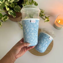 Load image into Gallery viewer, Blue and White Floral Iced Coffee Sleeve
