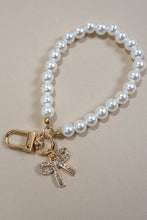 Load image into Gallery viewer, Pearl &amp; Bow Bag Charm