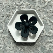Load image into Gallery viewer, Pop Flower Hair Claw