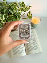 Load image into Gallery viewer, Storyteller Kindle Grip