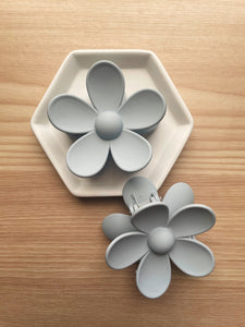 Daisy Hair Claw